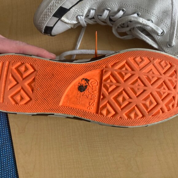 Size 11 - Converse Off-White x Chuck 70 White - Good Condition - Picture 8 of 9